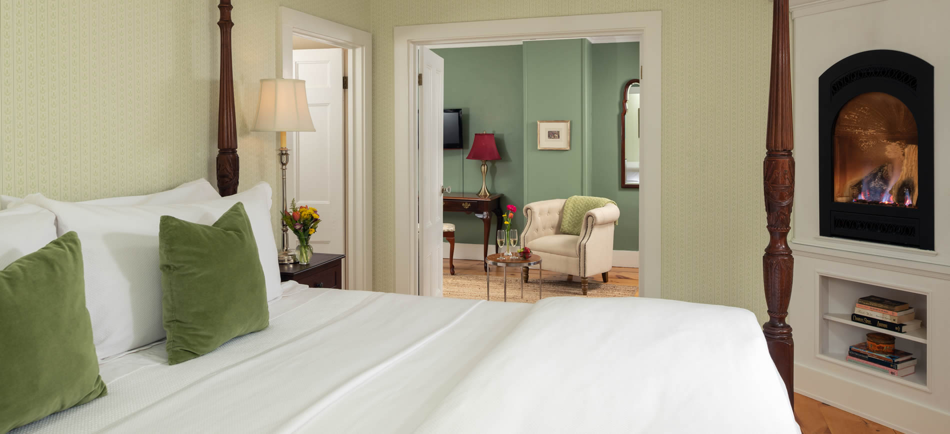 The Seacroft Suite is located on the second floor of the Main House and offers a King-sized bed with a gas fireplace in the bedroom. This suite has a separate sitting room.