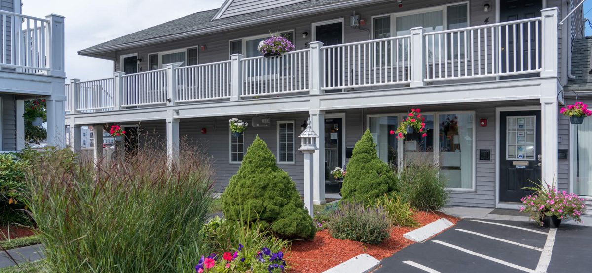 nantasket beach hotel exterior